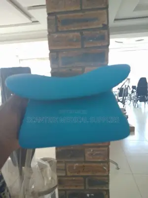 Portable Neck Stretching Support Device