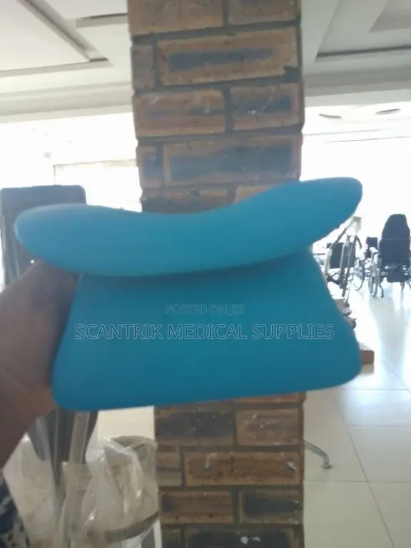 Portable Neck Stretching Support Device