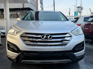 Hyundai Santa Fe 2014 Silver