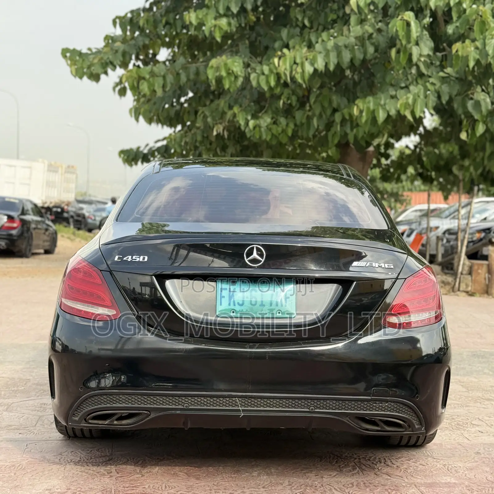 Mercedes-Benz C450 2016 Black