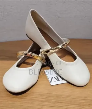 Women's Flat
