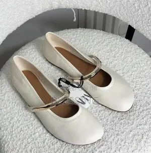 Women's Flat