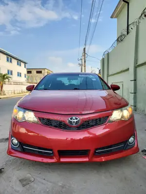 Toyota Camry SE Sport 4dr Sedan (2.5L 4cyl 6A) 2014 Red