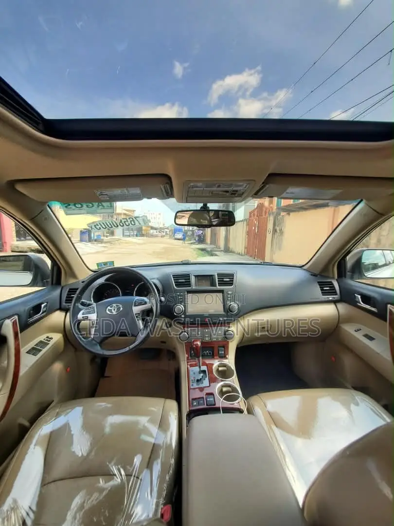 Toyota Highlander Limited 2012 Blue