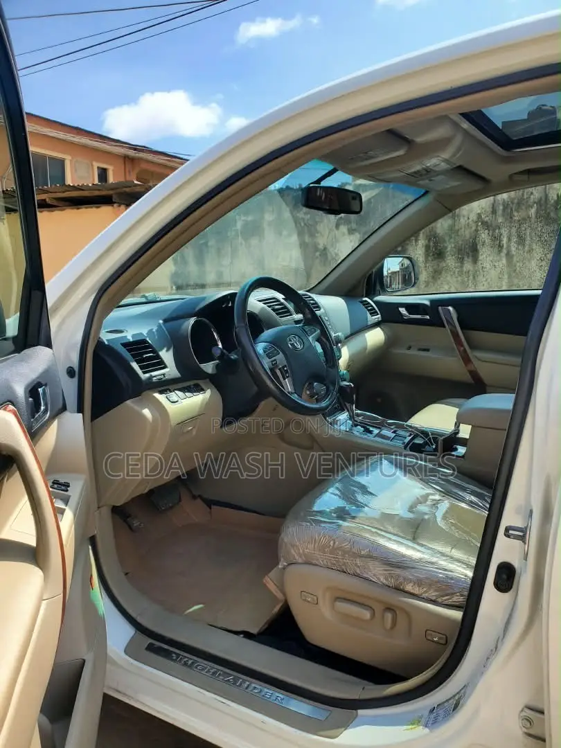 Toyota Highlander Limited 2012 Blue