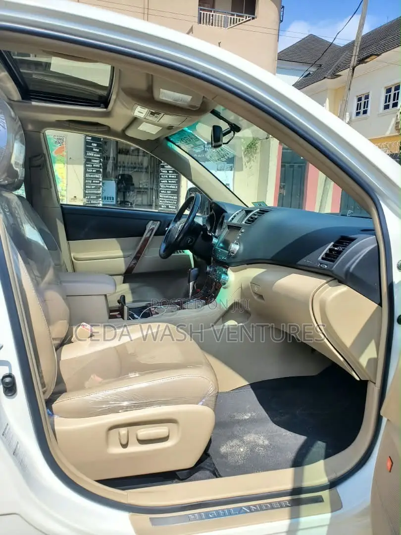 Toyota Highlander Limited 2012 Blue