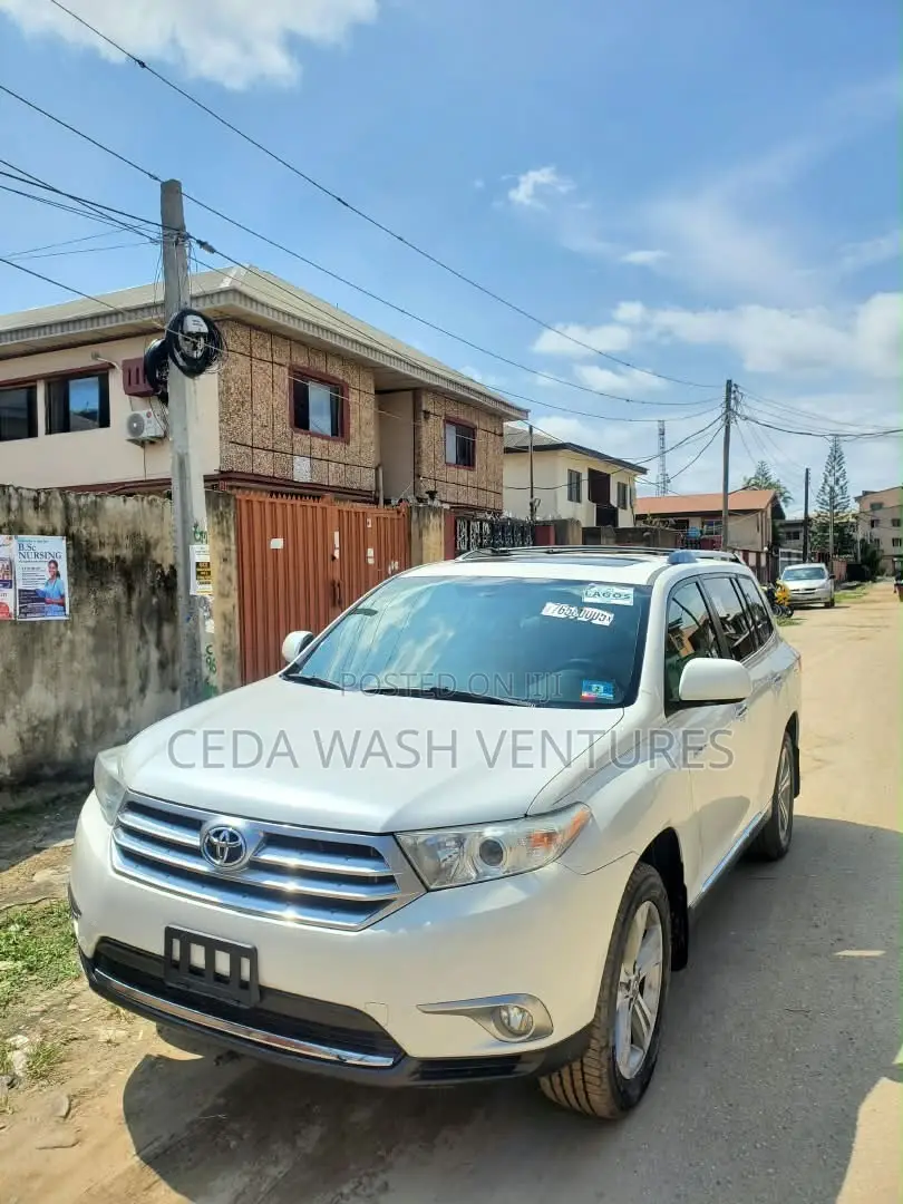 Toyota Highlander Limited 2012 Blue