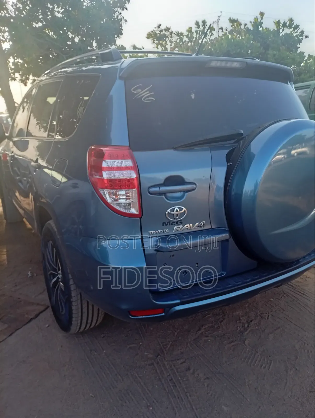 Toyota RAV4 2010 Silver