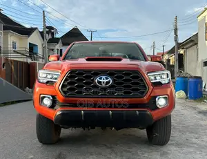 Toyota Tacoma 4dr Double Cab 2016 Red