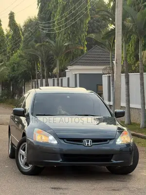 Honda Accord 2005 Gray