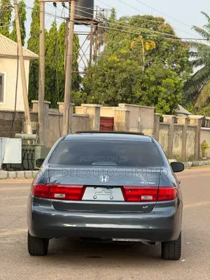 Honda Accord 2005 Gray