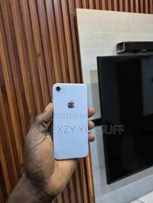 Apple iPhone 8 64 GB White
