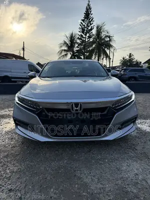 Honda Accord Touring 2018 Silver
