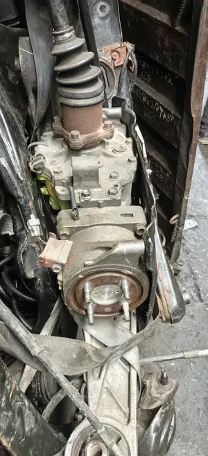 Back Axle Sienna 2012/2017, Very Clean