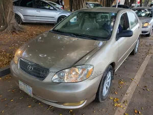 Toyota Corolla 2005 Gold