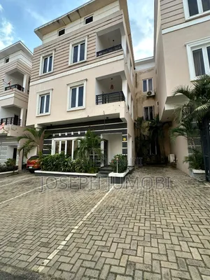 4bdrm Townhouse/Terrace in Guzape District for sale