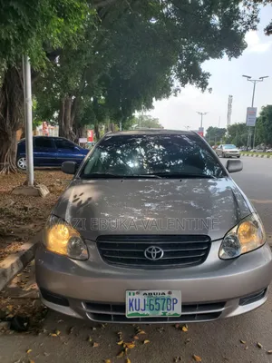 Toyota Corolla 2004 Pink