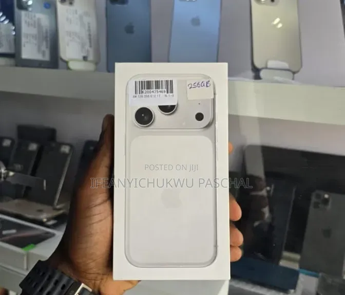New Apple iPhone 17 Pro 256 GB Silver