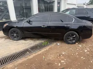 Nissan Altima 2009 Black