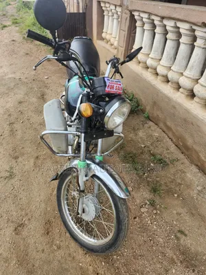Bajaj Boxer 2021 Red