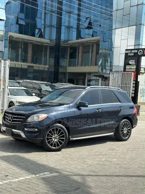 Mercedes-Benz M Class ML 350 4Matic 2013 Blue