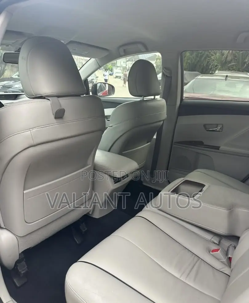 Toyota Venza 2009 Red