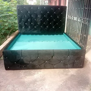 6x6ft Bedframe Detachable