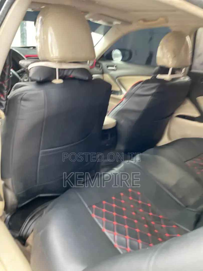 Lexus IS 2012 Black