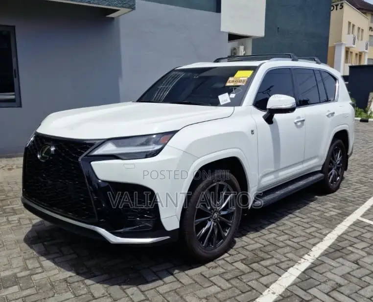 Lexus LX 2023 White