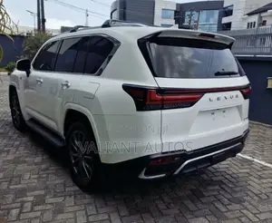 Lexus LX 2023 White