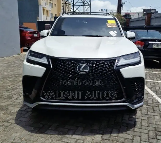 Lexus LX 2023 White