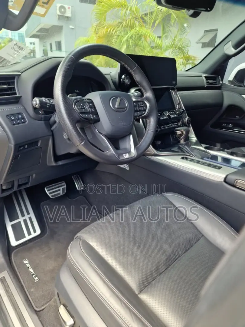 Lexus LX 2023 White