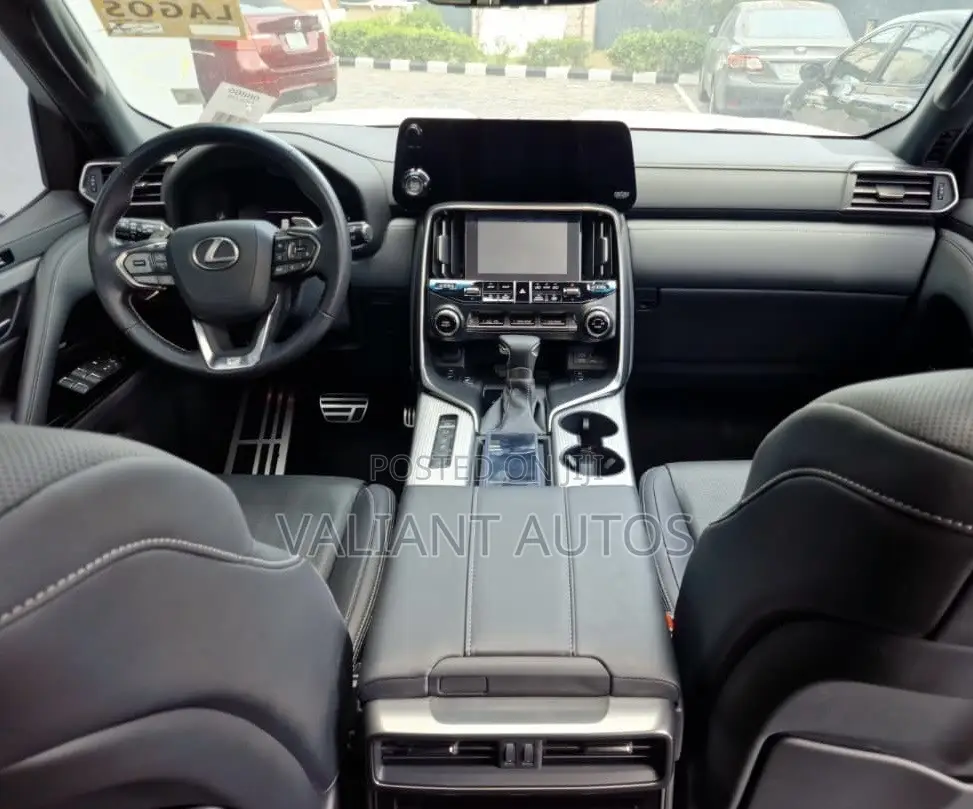 Lexus LX 2023 White