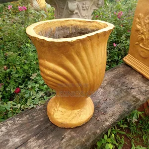 Flower Vessel Shell Shape