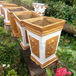 Flower Vessel Pots
