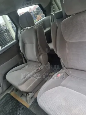 Toyota Sienna 2005 Red