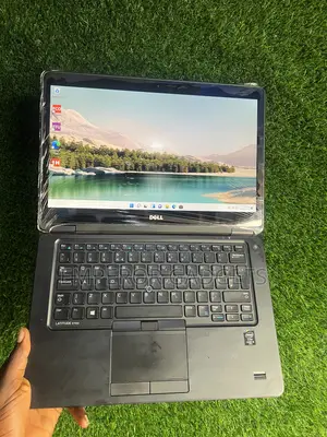 Laptop Dell Latitude 7450 8GB Intel Core i5 SSD 256GB