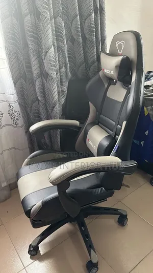 Furgle Gaming Chair (Pro)