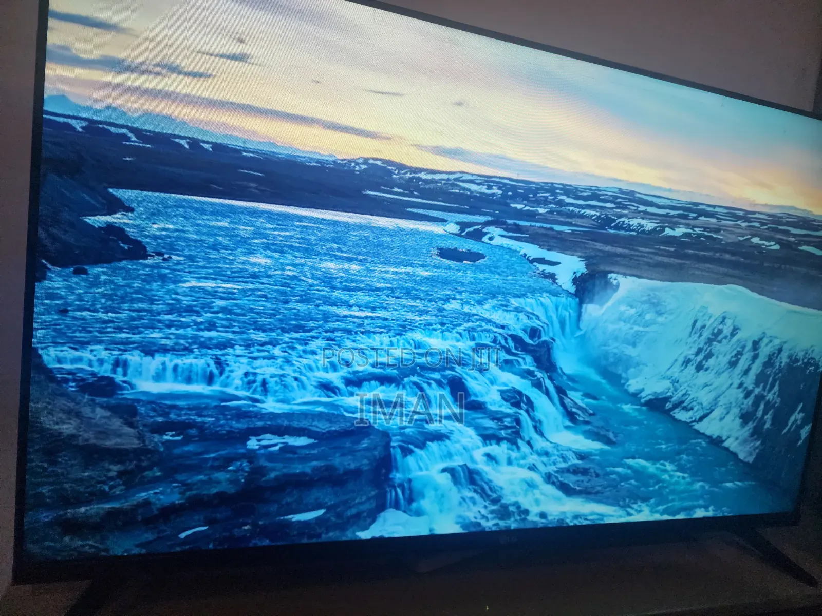 LG Frameless 50 Inches Android Smart TV
