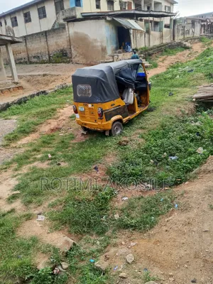 Tricycle 2022 Yellow