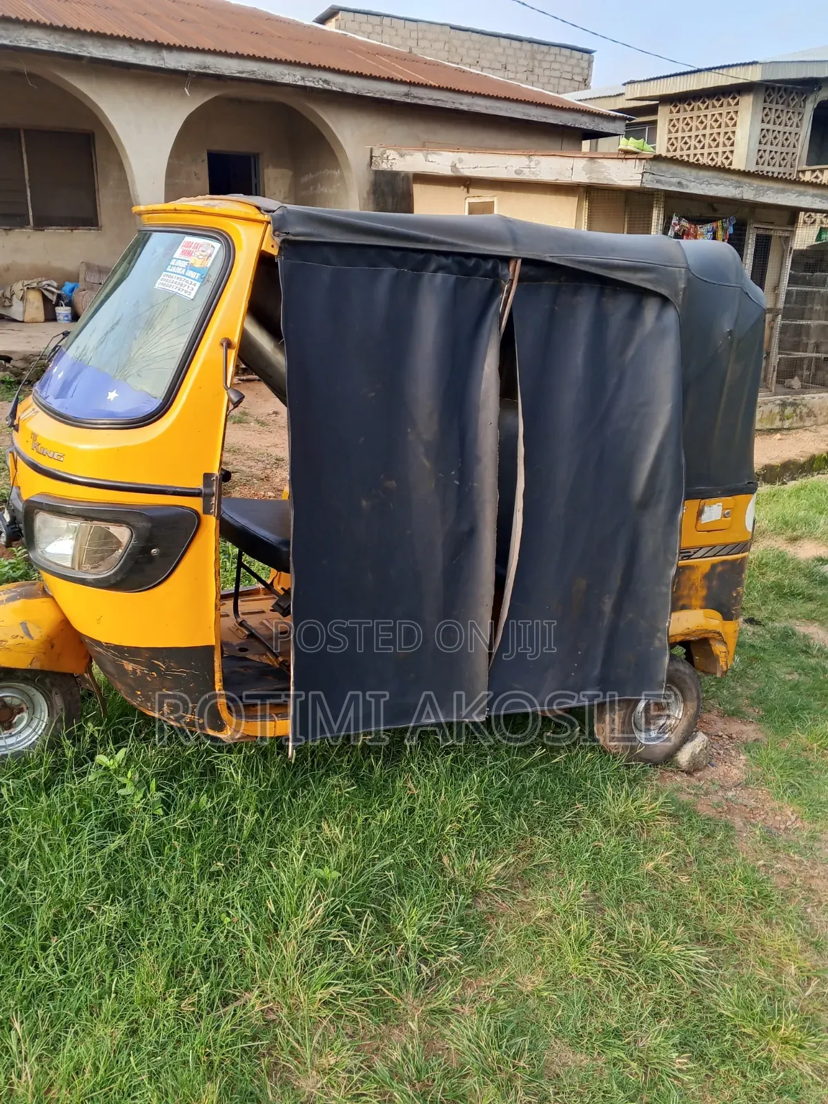 Tricycle 2022 Yellow