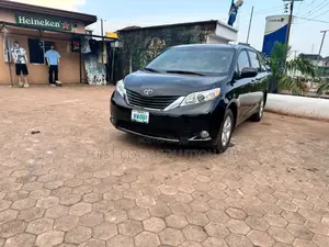 Toyota Seinna Available for Rent/Hire