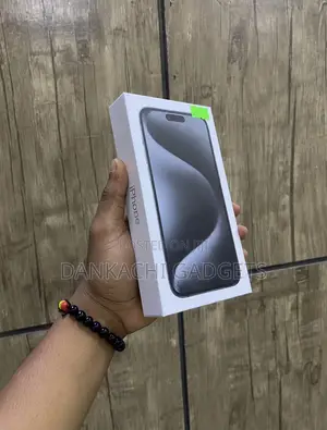 New Apple iPhone 15 Pro Max 256 GB Black