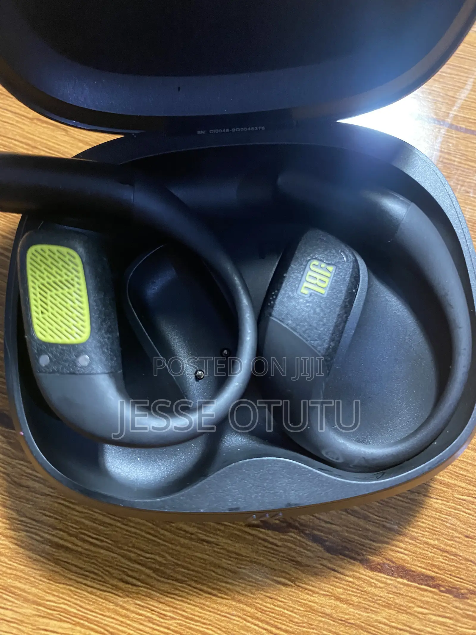 Original JBL Endurance Zone Open-Ear Wireless Earbuds – Black/Lime