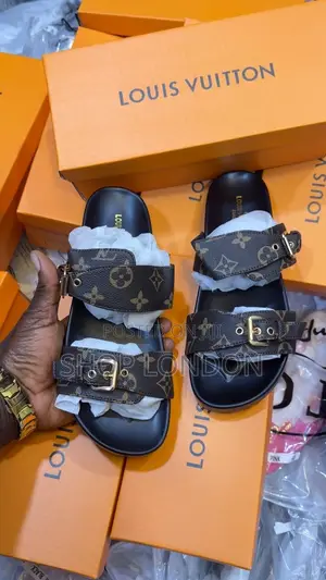 Luxury Fully Boxed Louis Vuitton Pam Slippers