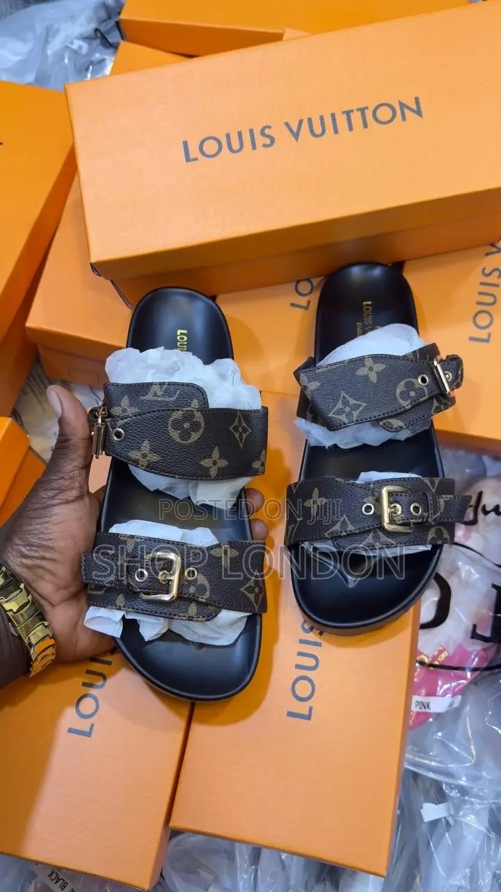 Luxury Fully Boxed Louis Vuitton Pam Slippers