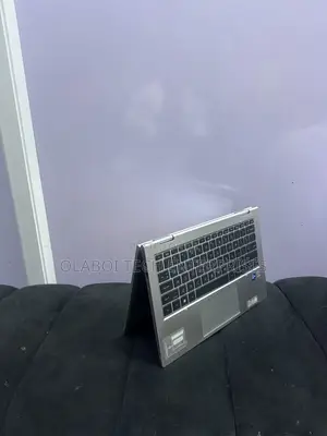 Laptop HP EliteBook 830 G8 16GB Intel Core i5 SSD 256GB