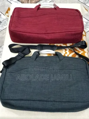 Universal Laptop Carrying Case and Bag Up to 18.4"