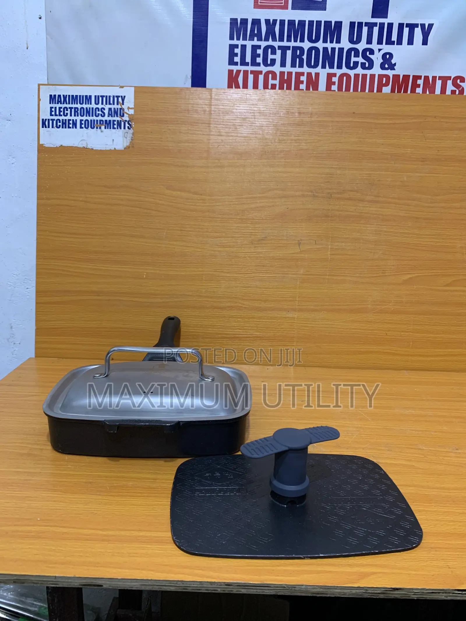 Non Stick Coated Cook and Grill Pan