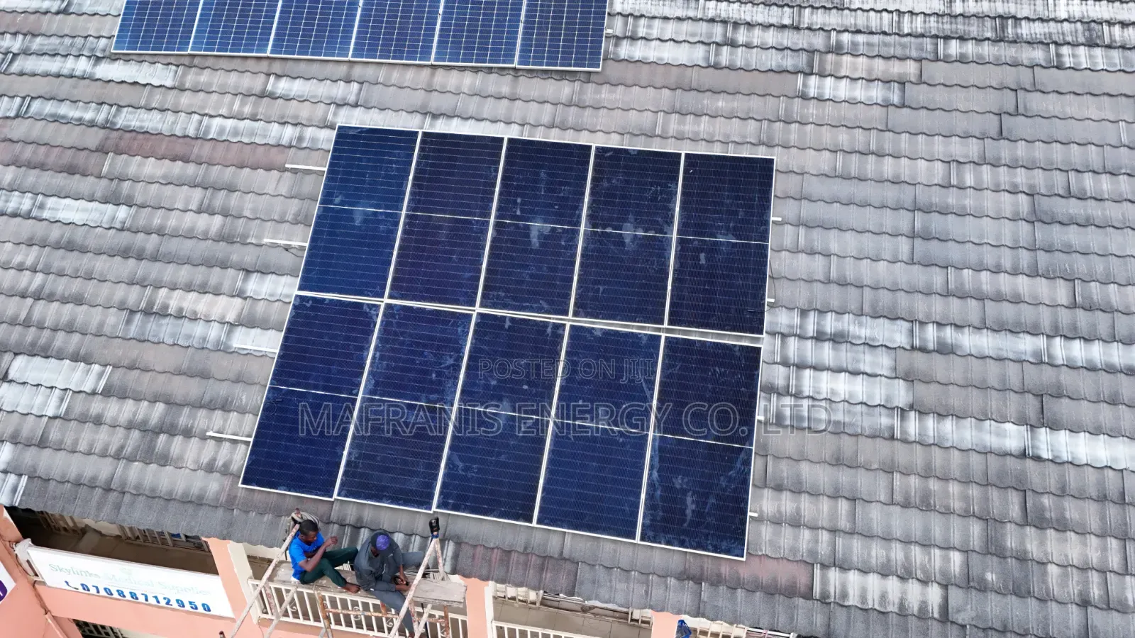 635w Jinko Solar Panel